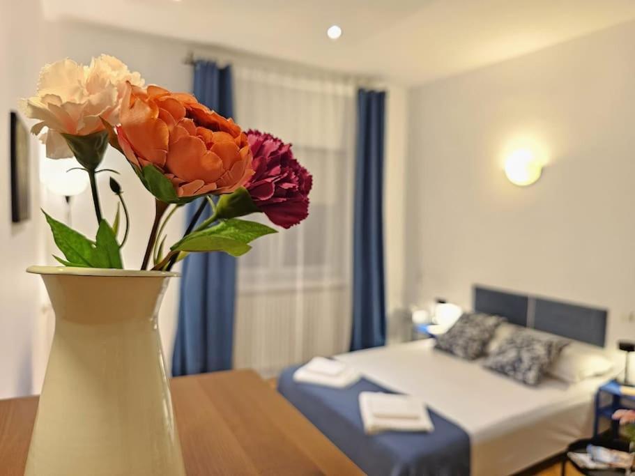 Sweet Dreams Suites Calea Victoriei Sunny Studio Bucureşti Exterior foto